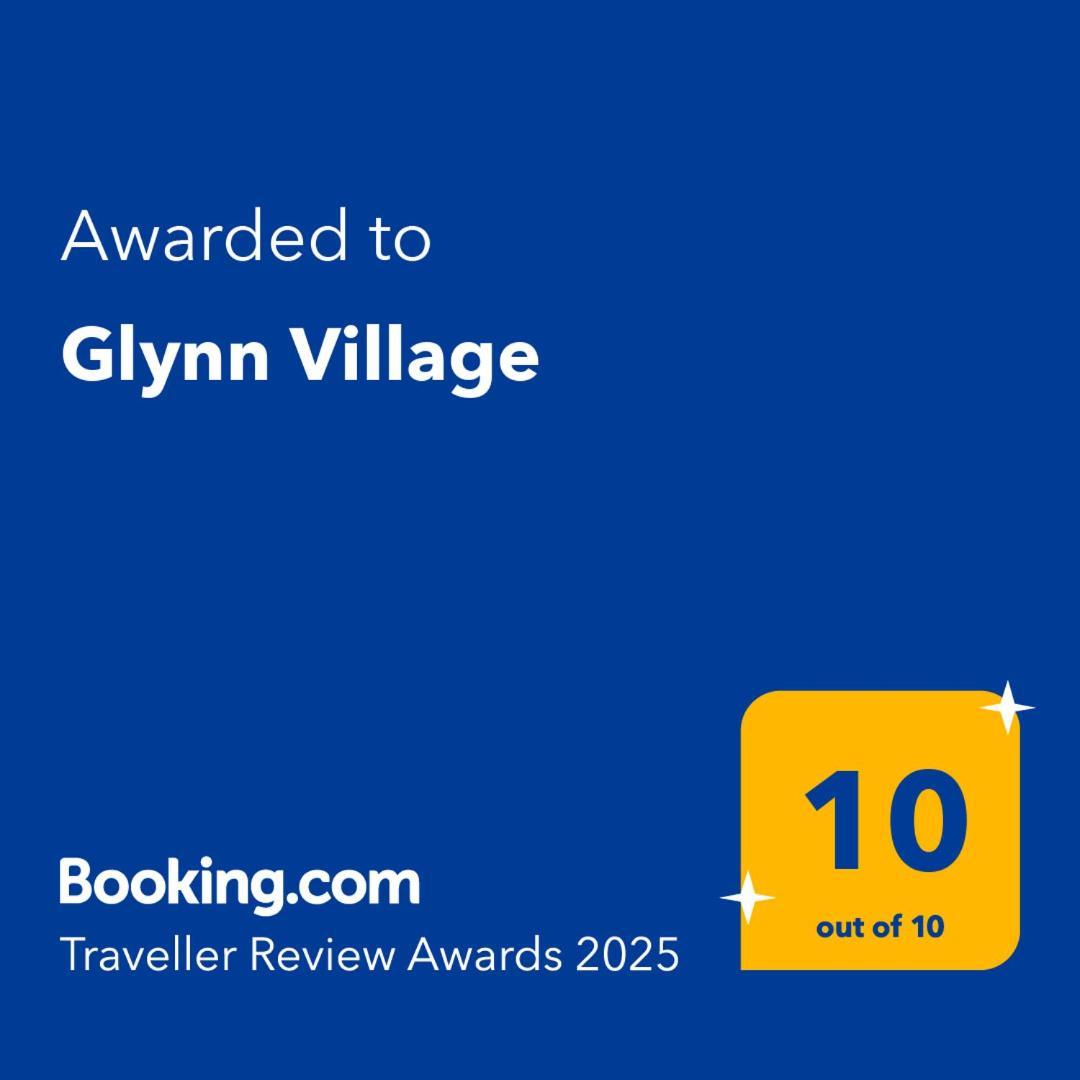 Glynn Village ลาร์น ภายนอก รูปภาพ